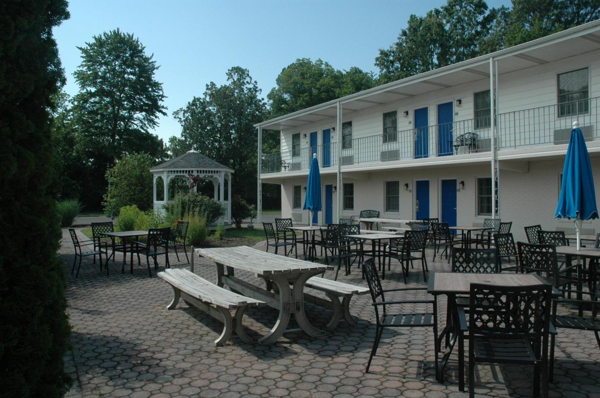 St. Michaels Inn Exterior photo