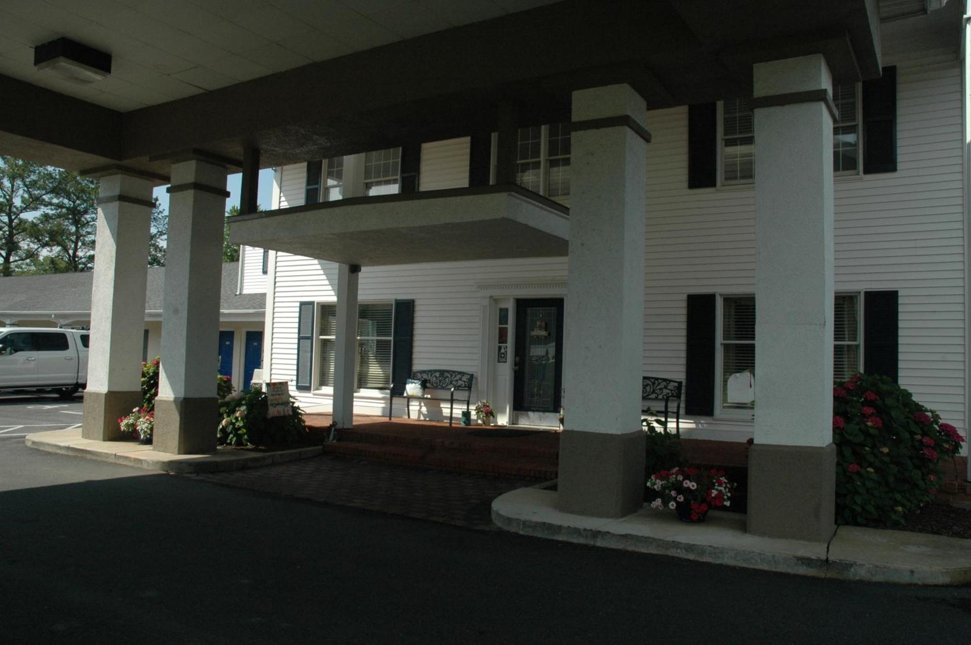 St. Michaels Inn Exterior photo